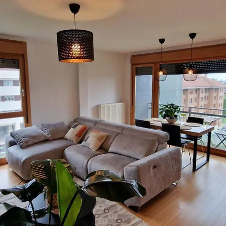 Apartment Luz Del Norte, Terraza 2 Hab, 2 Banos, Piscina, Wifi Gijon